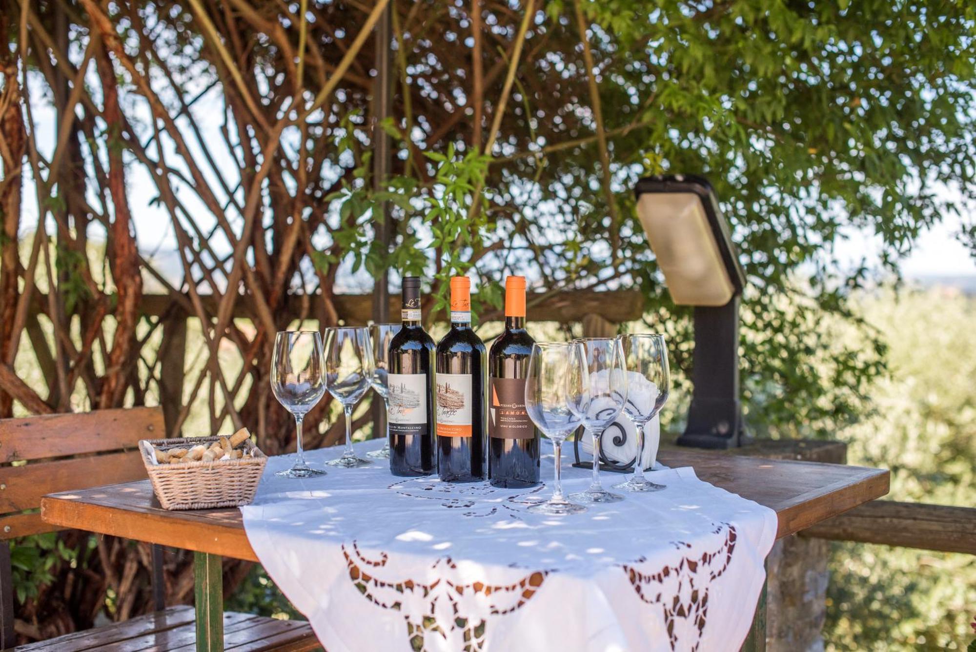 Glicine Apartment Podere Giardino Montalcino Luaran gambar