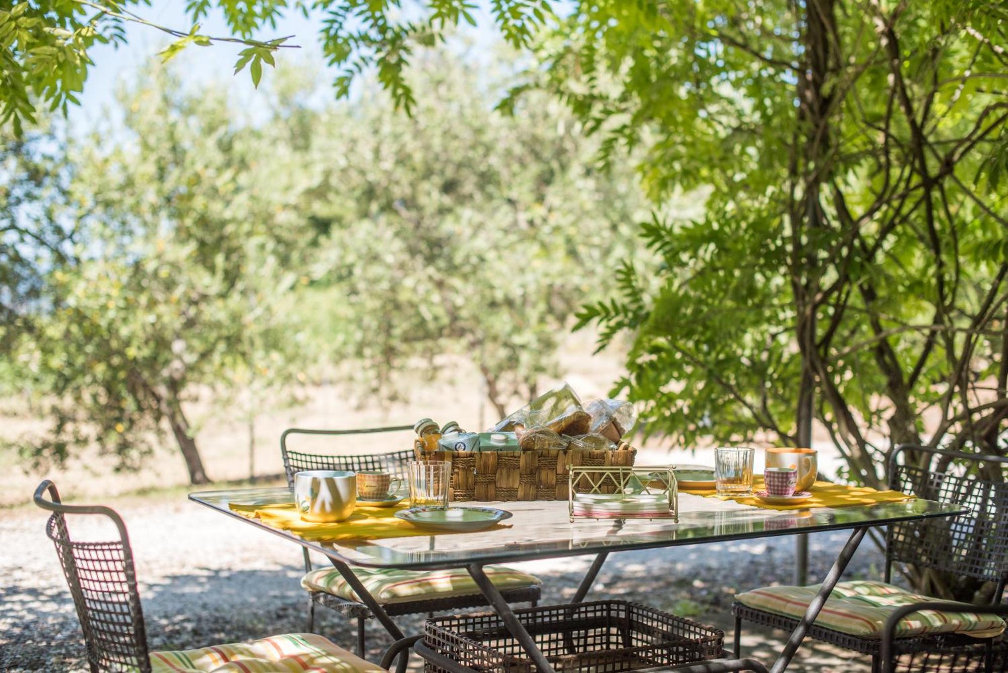 Glicine Apartment Podere Giardino Montalcino Luaran gambar